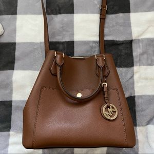 Authentic Michael Kors Womens handbag
